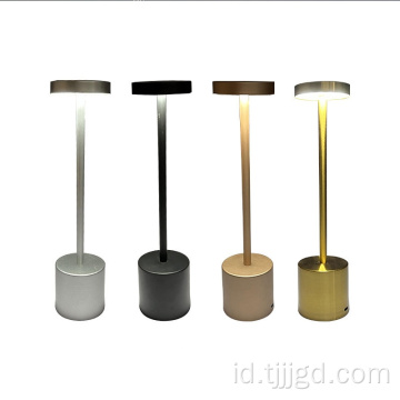 Lampu Meja Pengisian USB